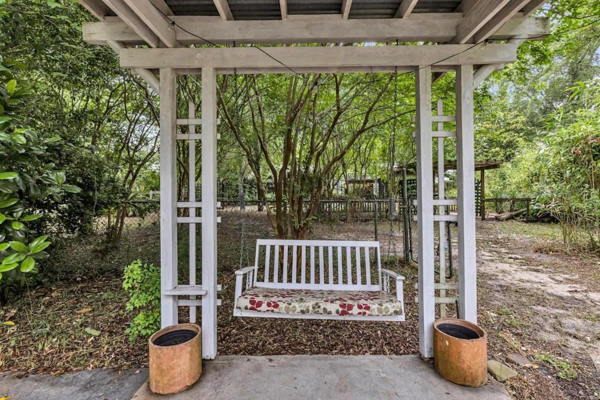 Bare Feet Bungalow -Close To Beach & Dog Friendly Gulfport Exteriör bild