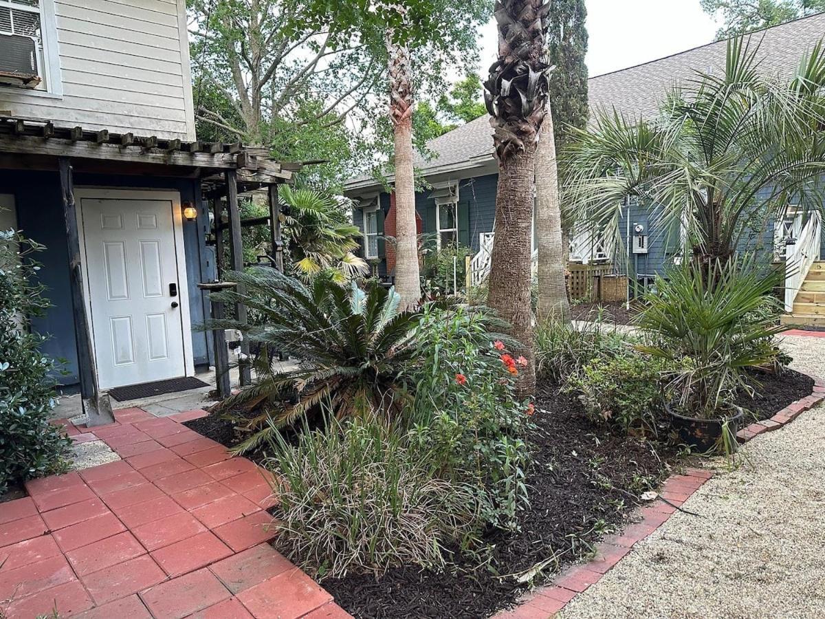 Bare Feet Bungalow -Close To Beach & Dog Friendly Gulfport Exteriör bild