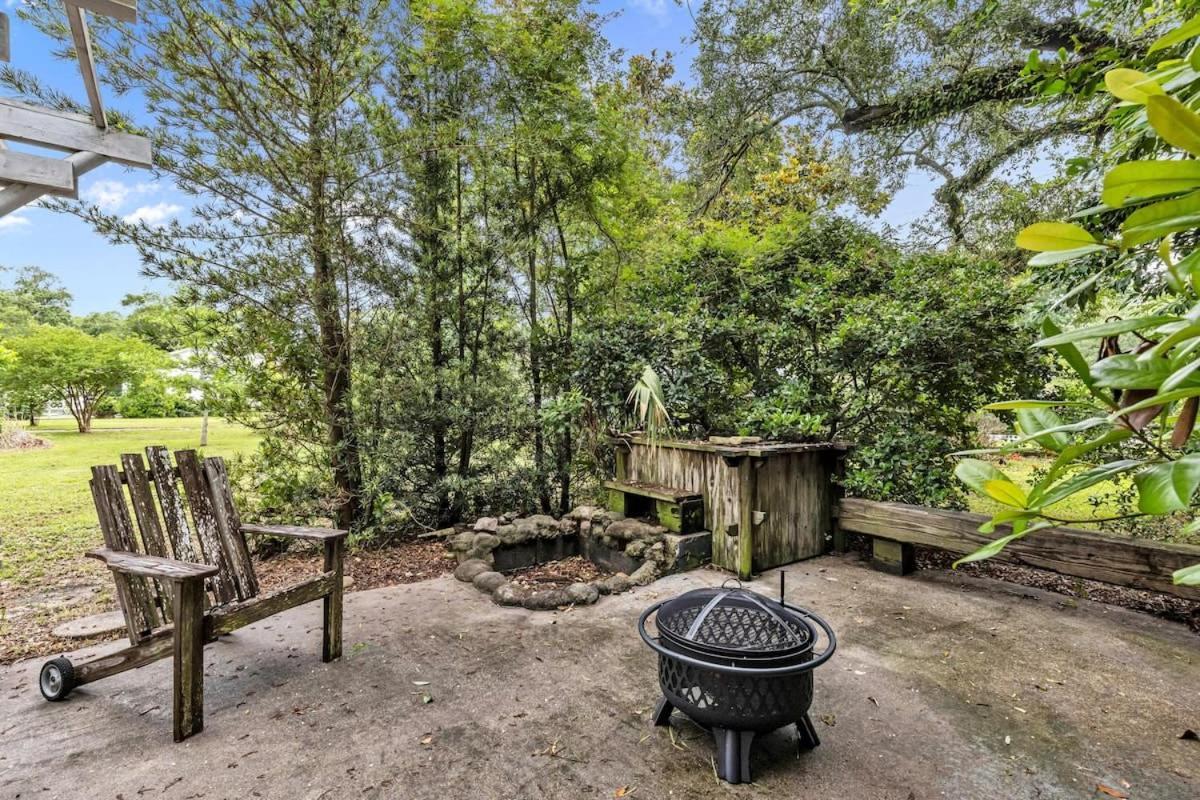 Bare Feet Bungalow -Close To Beach & Dog Friendly Gulfport Exteriör bild