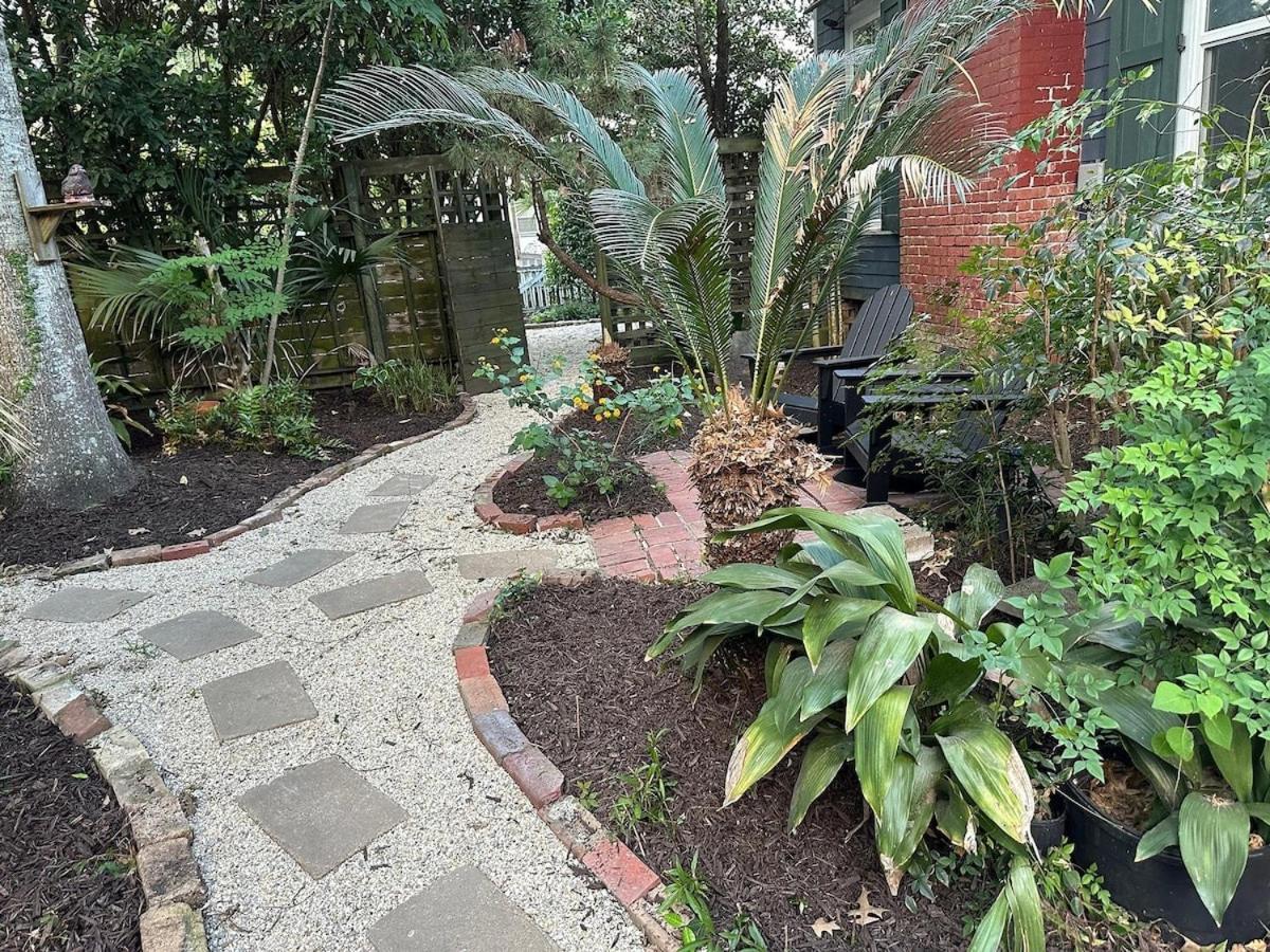 Bare Feet Bungalow -Close To Beach & Dog Friendly Gulfport Exteriör bild