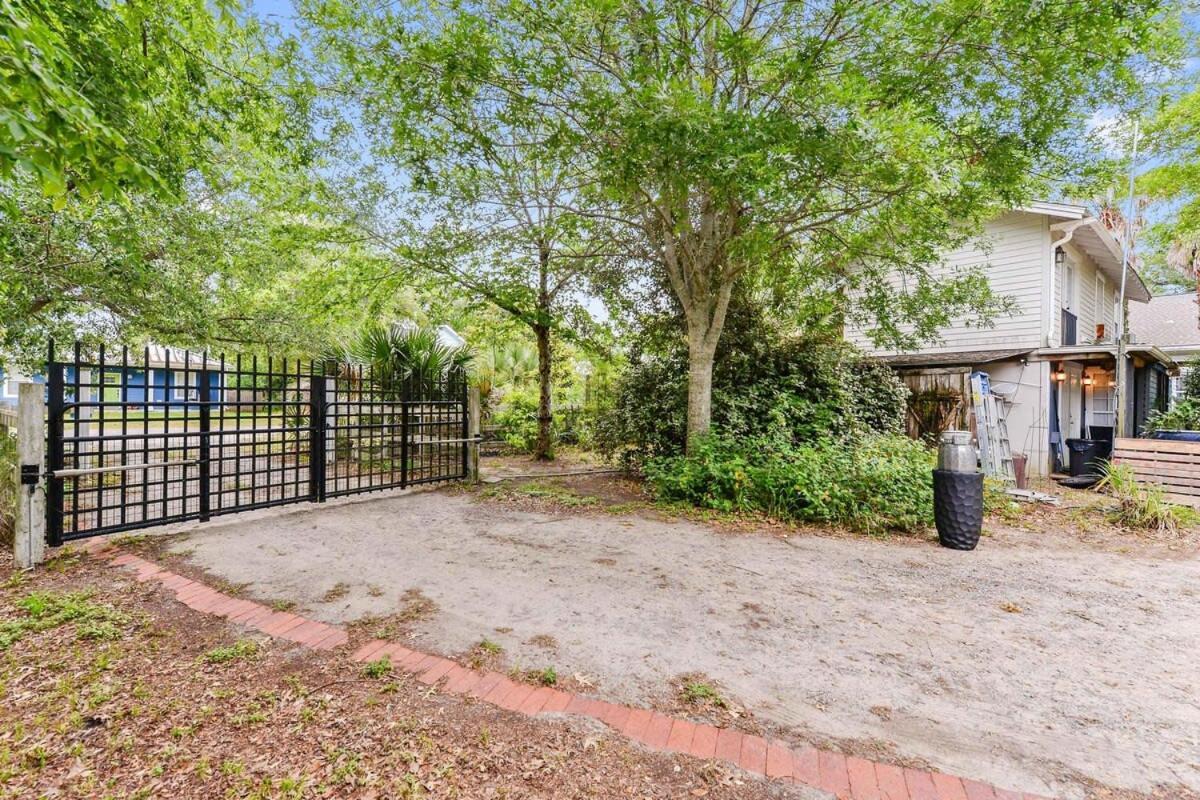Bare Feet Bungalow -Close To Beach & Dog Friendly Gulfport Exteriör bild
