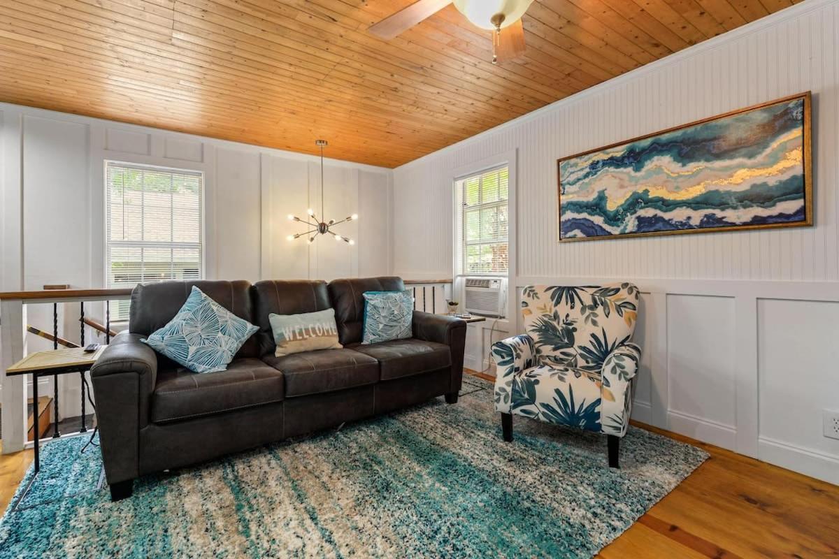 Bare Feet Bungalow -Close To Beach & Dog Friendly Gulfport Exteriör bild
